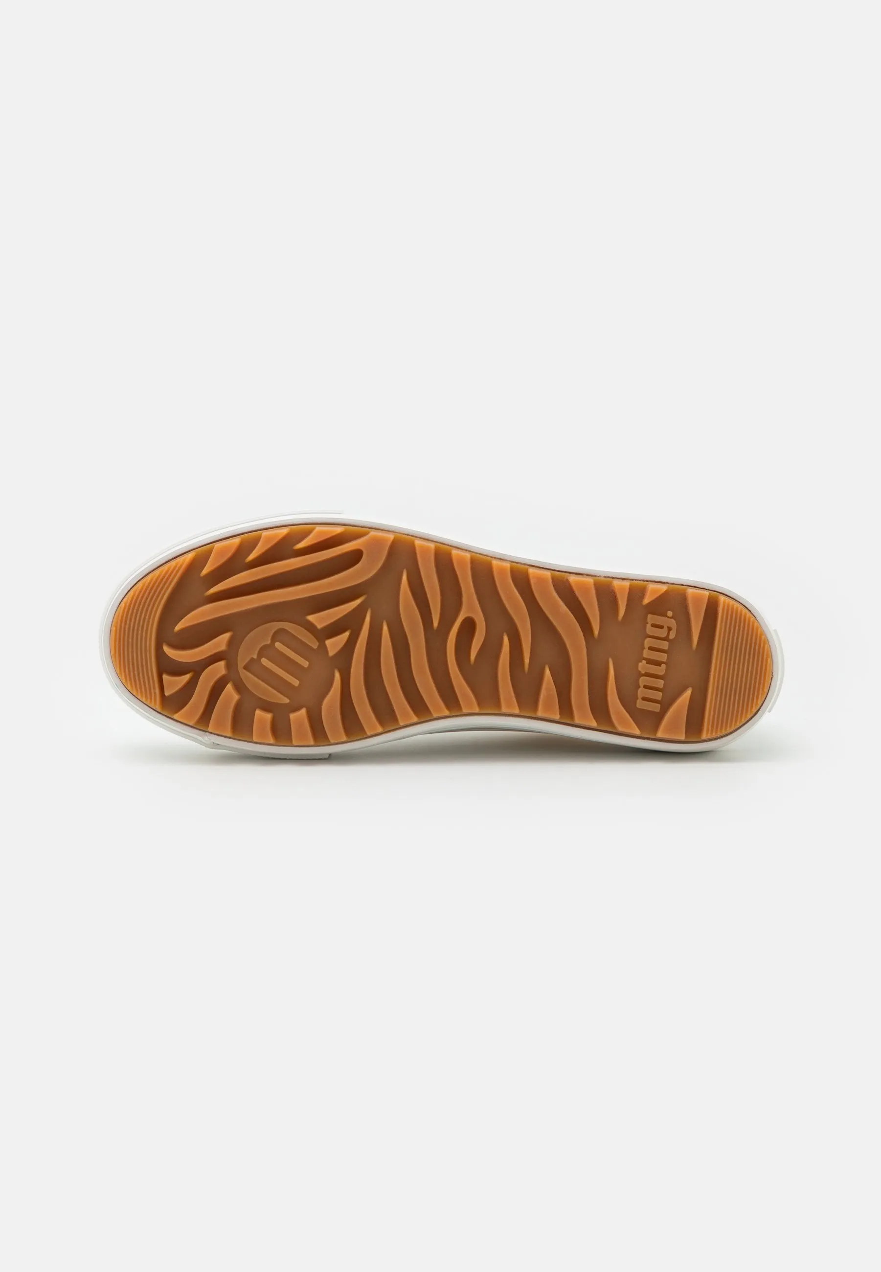 BIGGER  ZAPATILLAS
