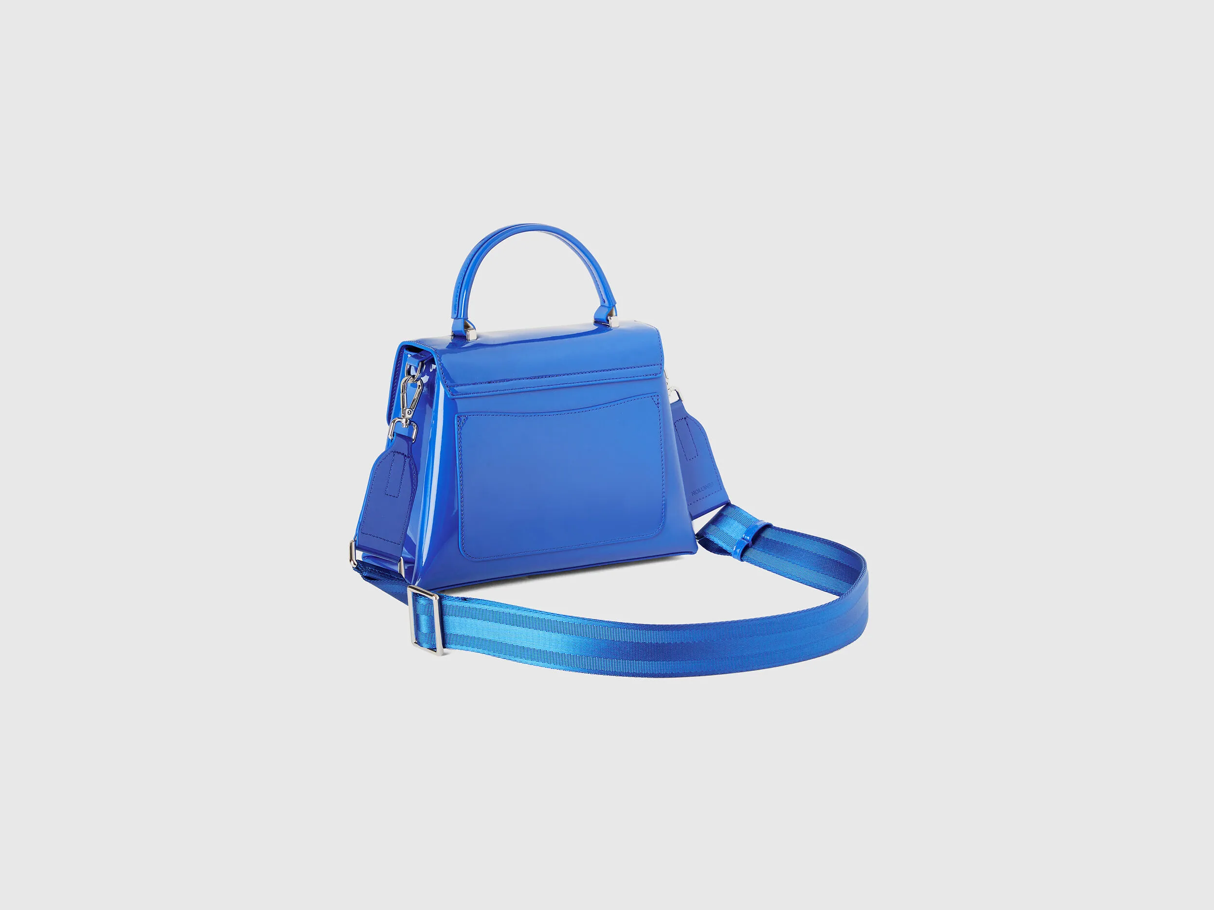 Bolso mediano azul oscuro de charol brillante