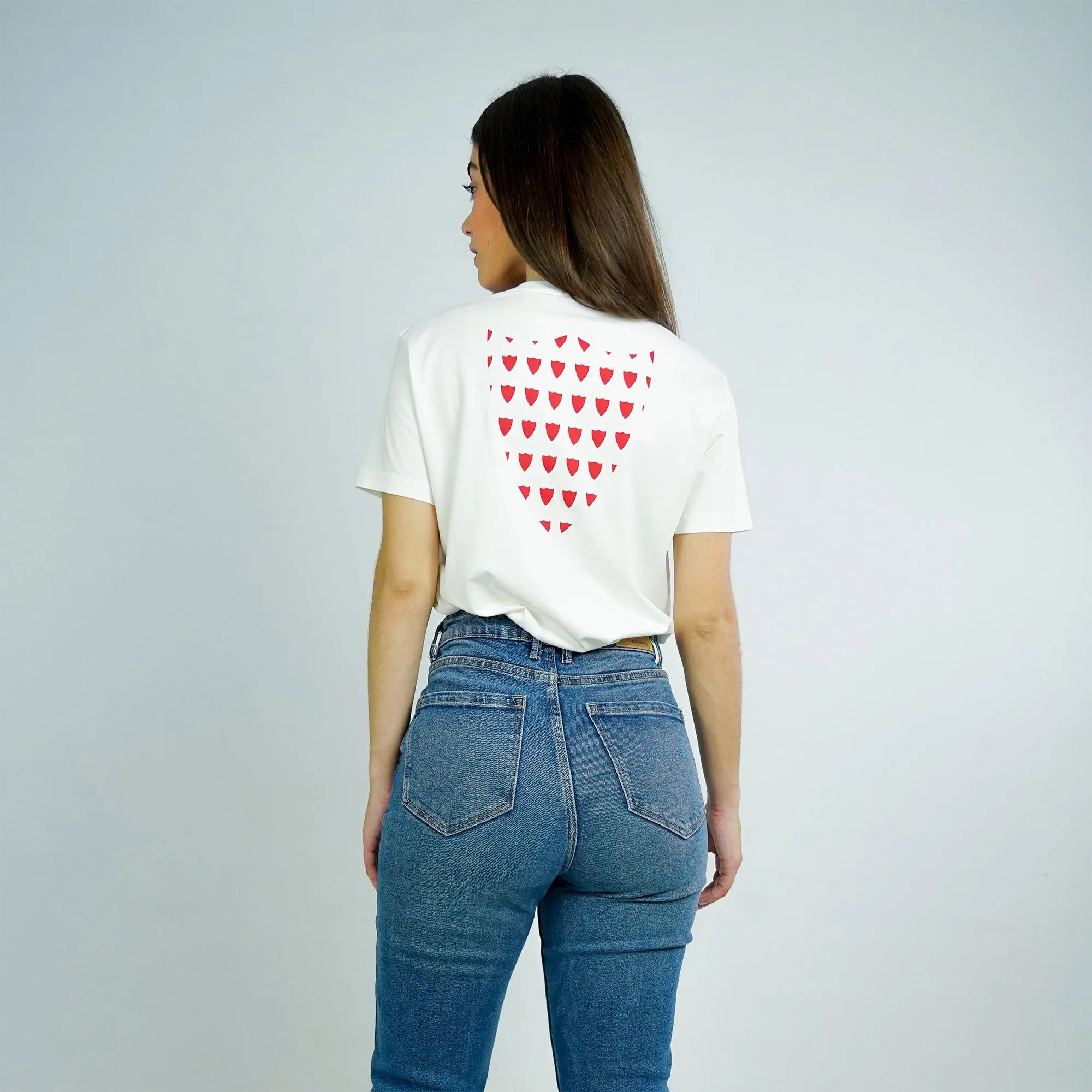 Camiseta blanca escudo bordado 23/24 mujer