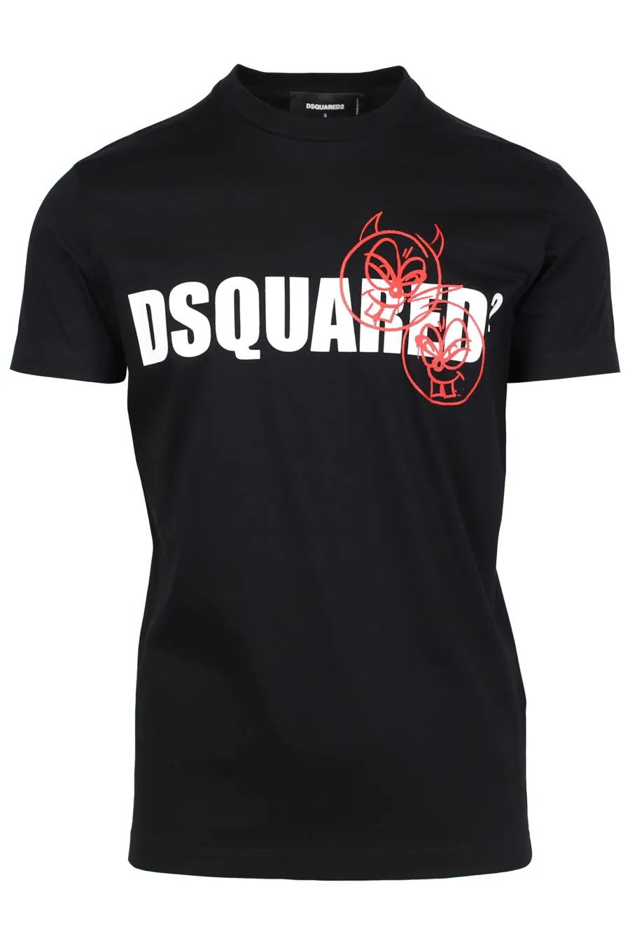 Camiseta negra con logo 