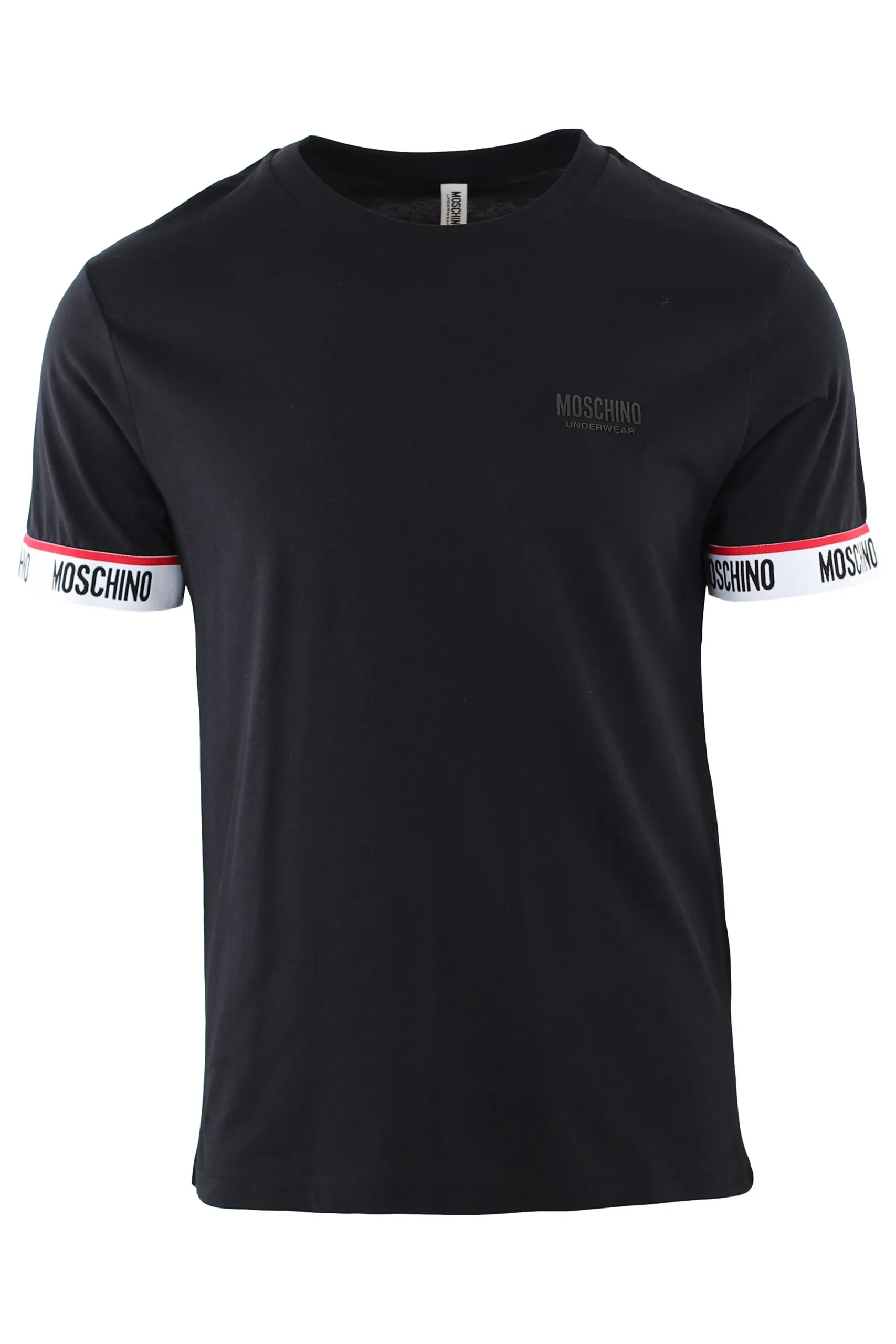Camiseta negra con logotipo en cinta hombros mangas