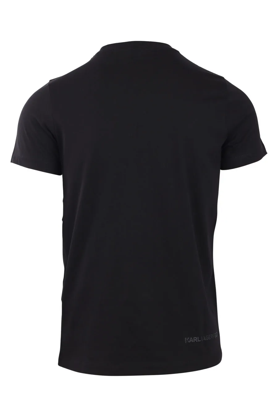 Camiseta negra con maxi logo fucsia