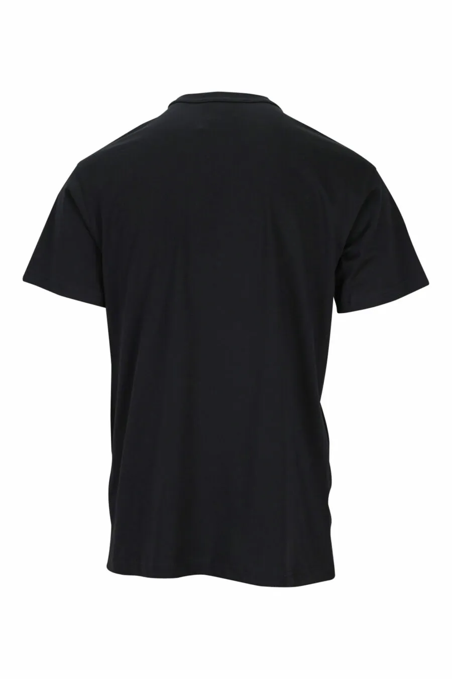 Camiseta negra con maxilogo clásico en contraste