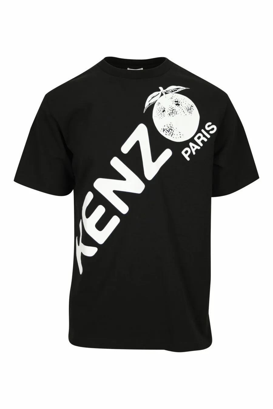 Camiseta negra con maxilogo diagonal 