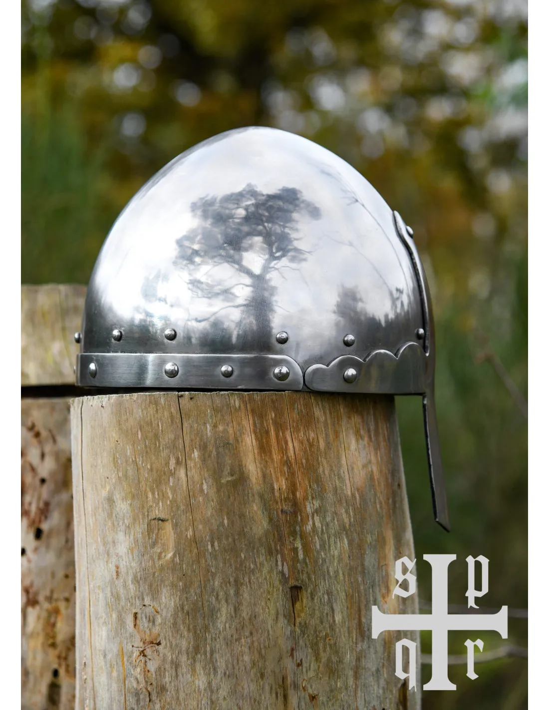 Casco vikingo San Wenceslao con nasal, S. X