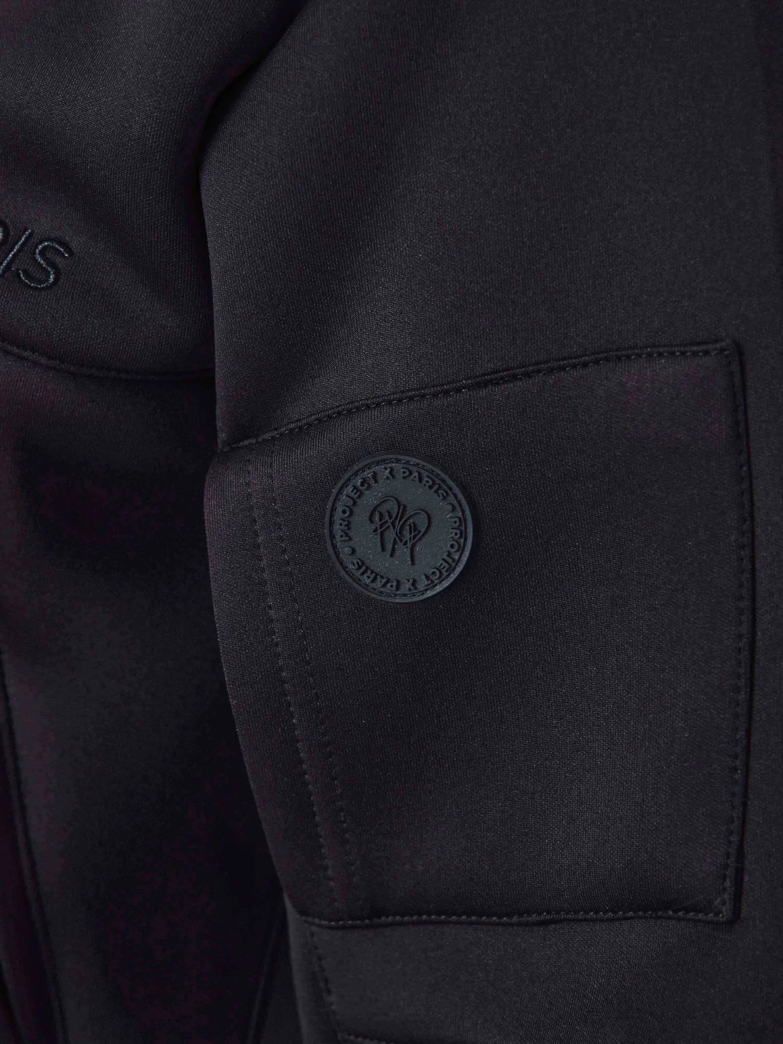 Chaqueta con capucha Techwear
