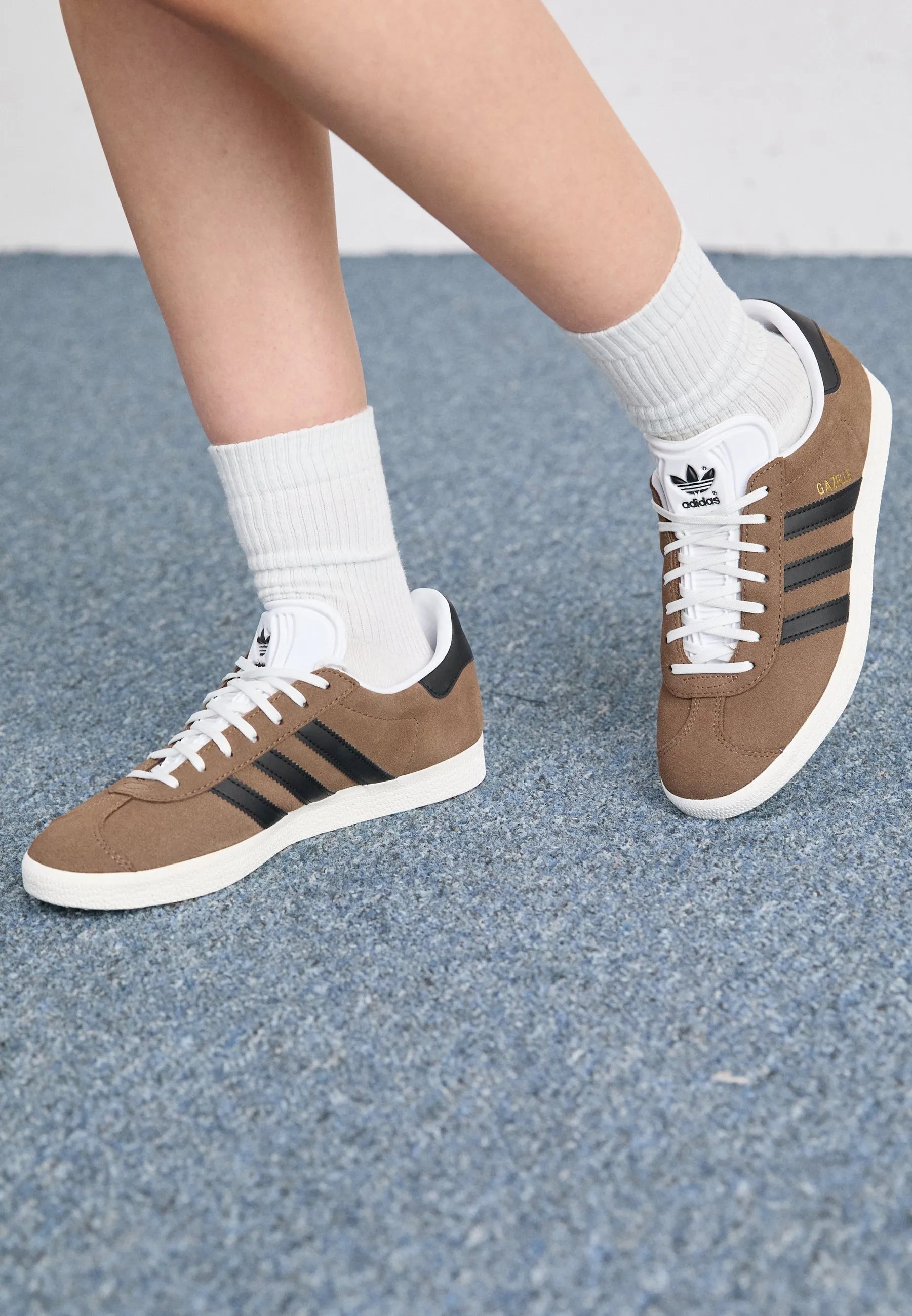 GAZELLE   ZAPATILLAS