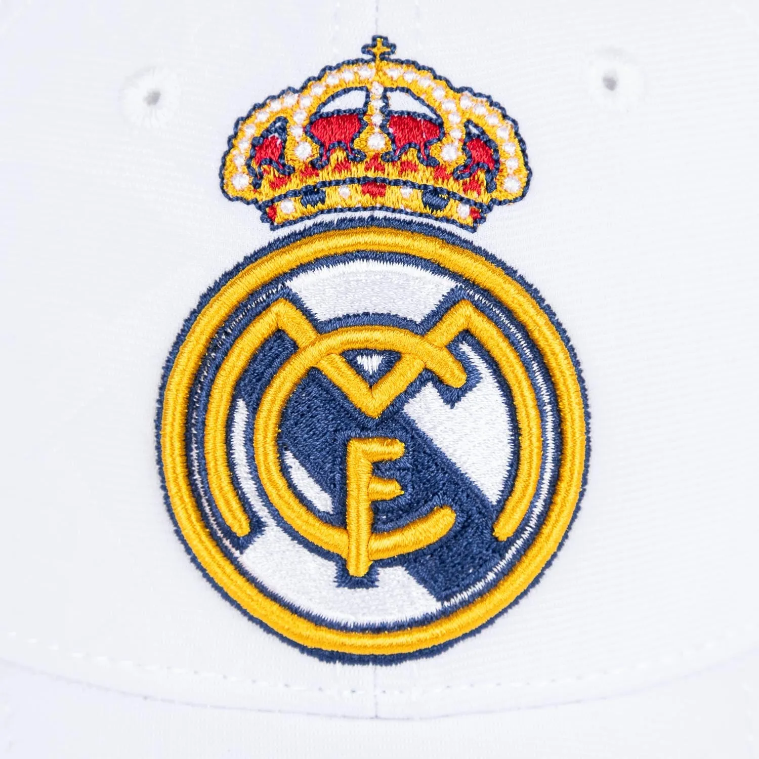 Gorra Niño Detalle de Escudo Real Madrid