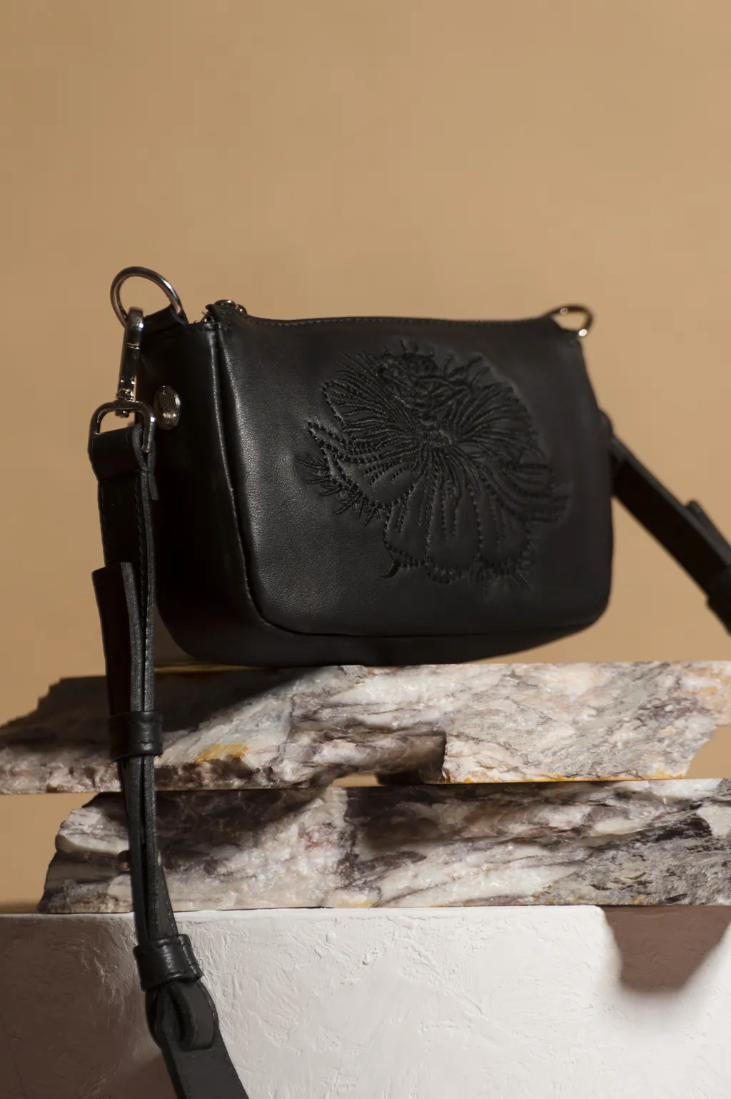 Minibag YVOTÍ Negra