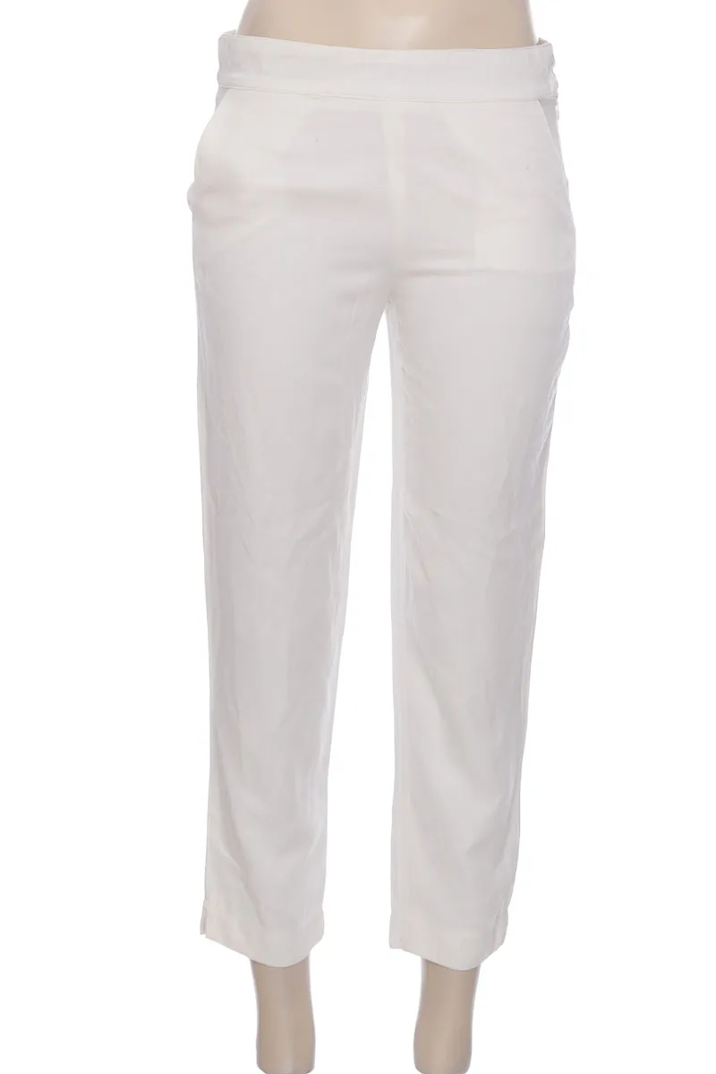 PANTALóN COLOR BEIGE  CLOSEANDO