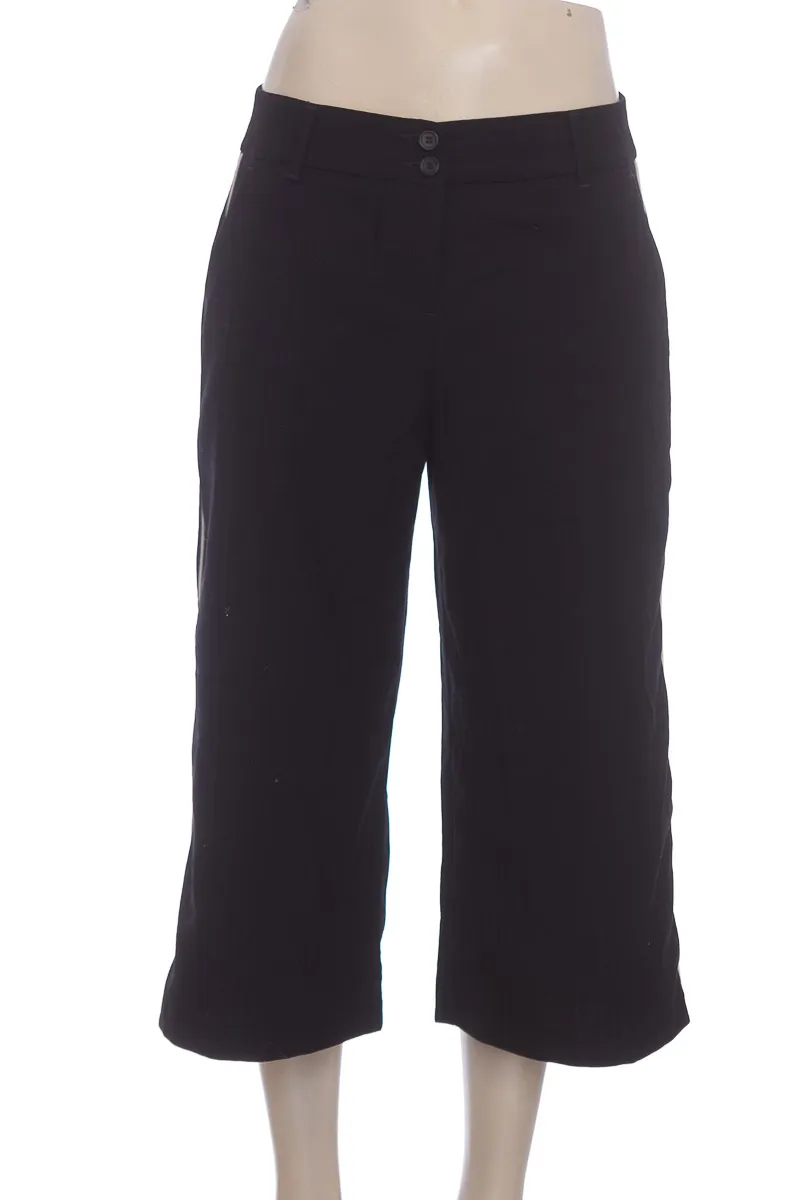 PANTALóN COLOR NEGRO  KOAJ