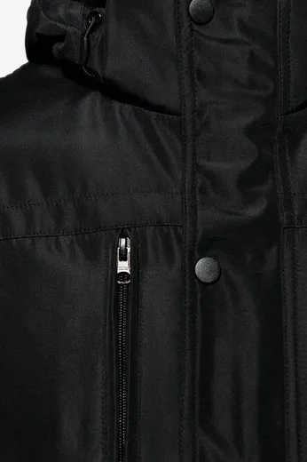 Parka con capucha desmontable