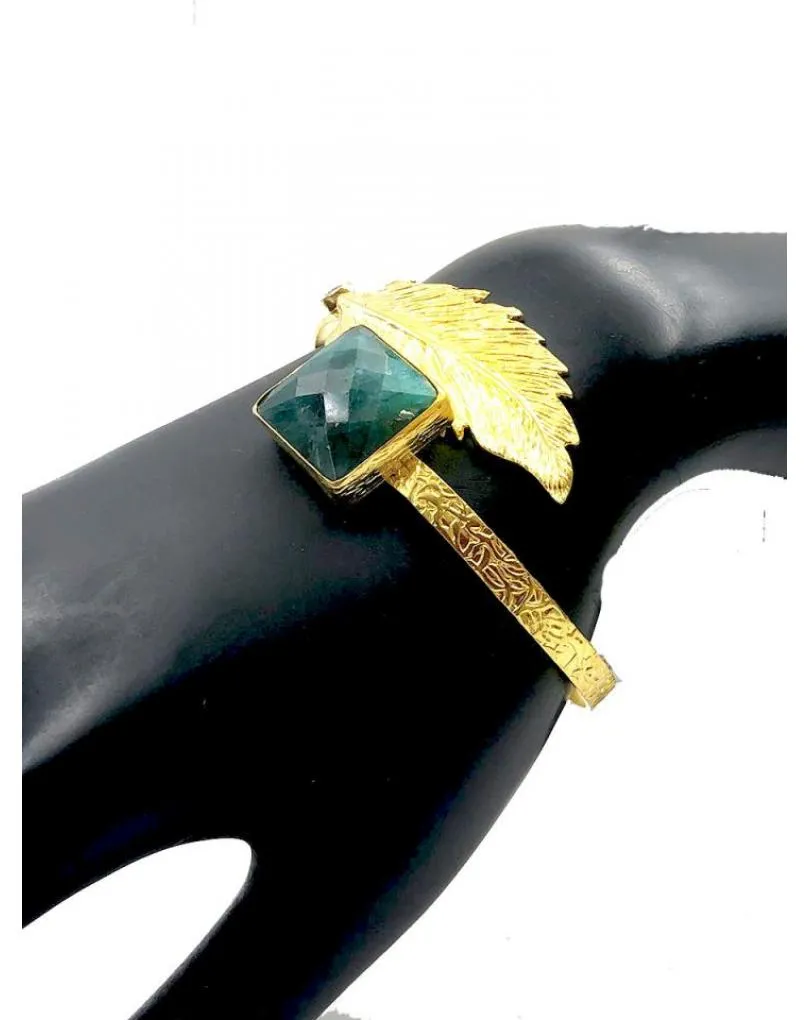 PULSERAS DORADAS DE MUJER CON HOJITA Y PIEDRA VERDE CUADRADA