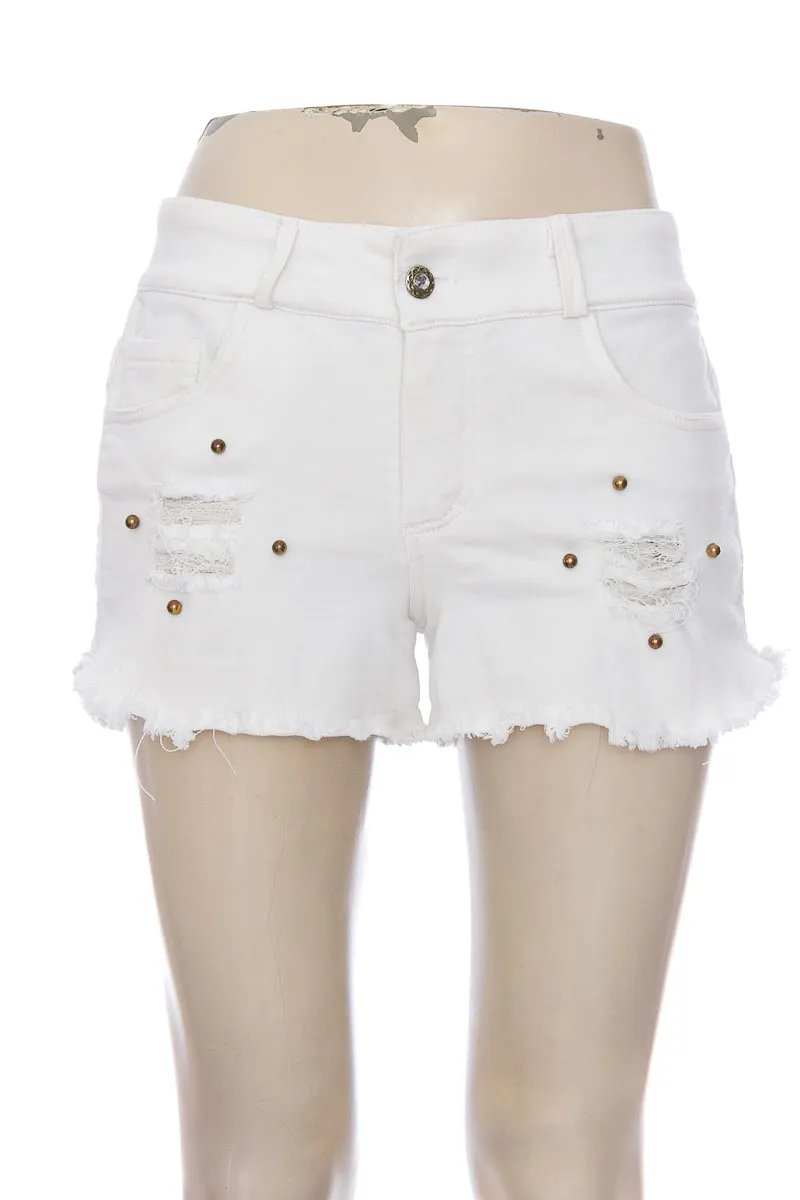 SHORT COLOR BLANCO  CLOSEANDO
