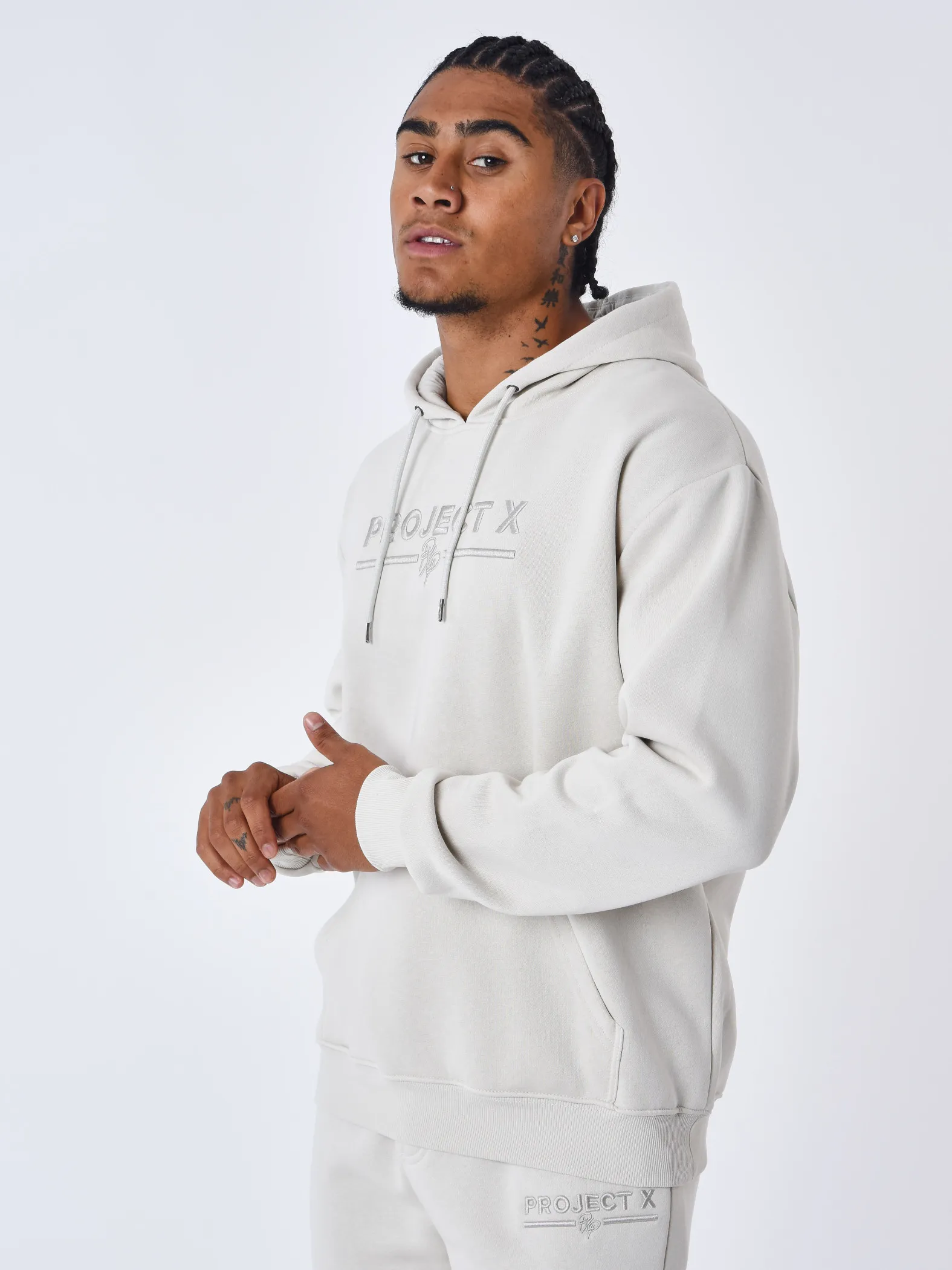 Sudadera básica con capucha