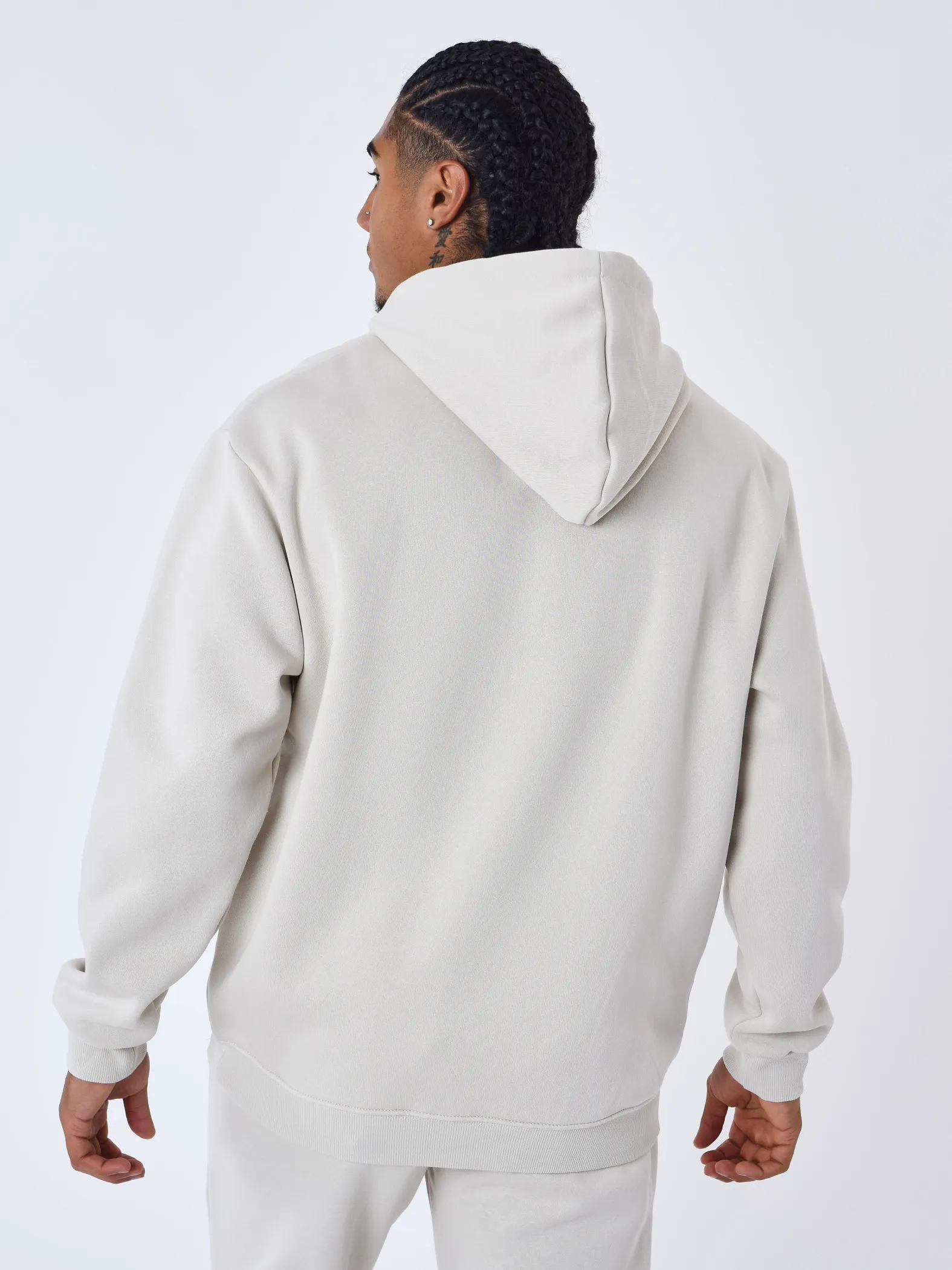 Sudadera básica con capucha