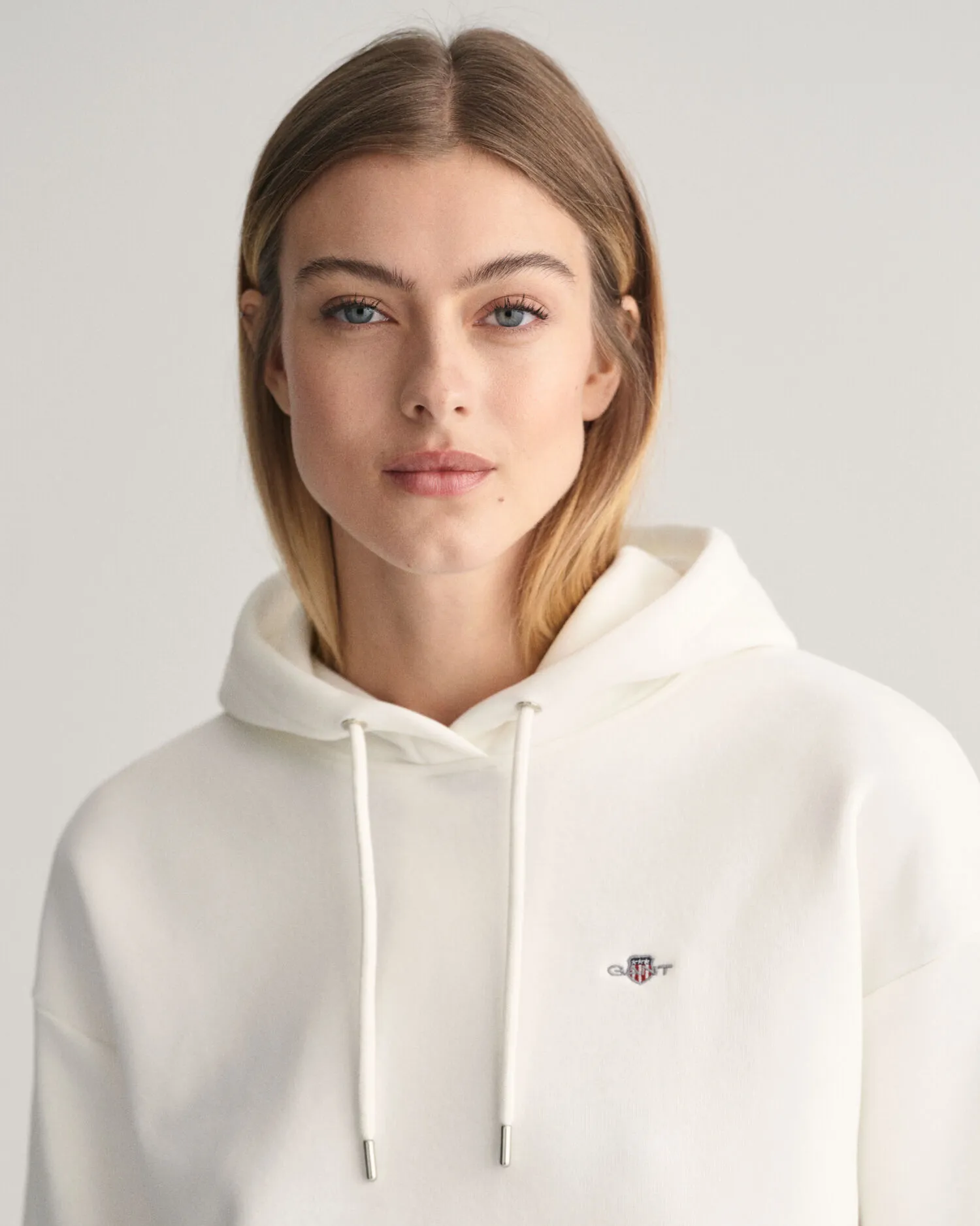 Sudadera con capucha Shield