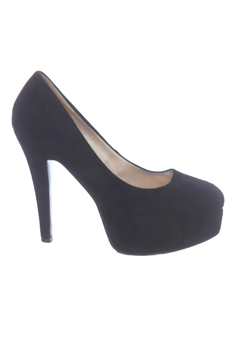 ZAPATOS COLOR NEGRO  CLOSEANDO